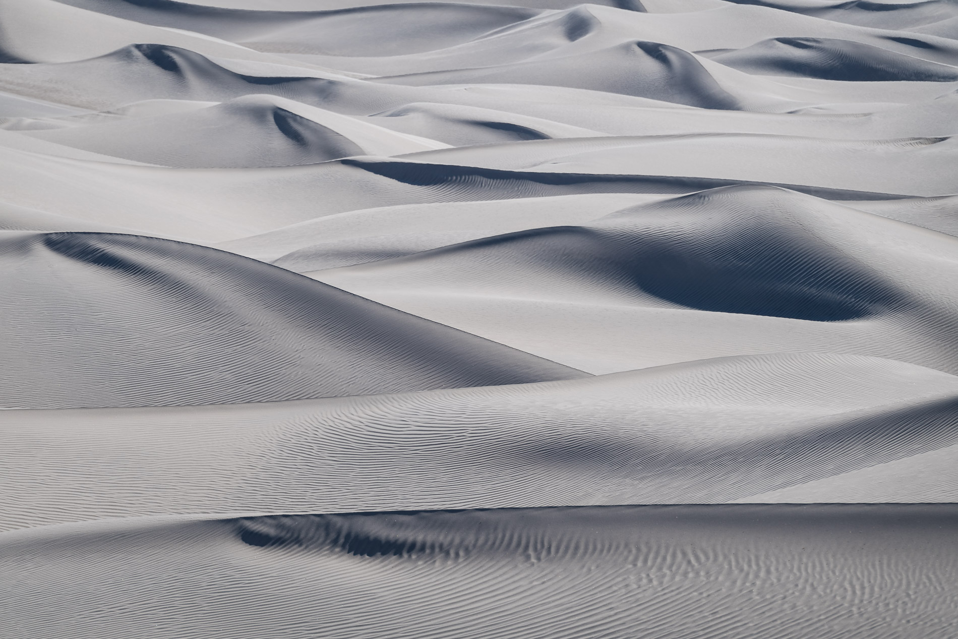 Death Valley sand dunes, California, USA.